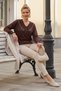 Brown V-Neck Long-Sleeved Casual Knitwear Sweater with Decorative Buttons on the Front and Non-Stitched Seams 64 66 - 5