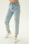Ripped Detailed Mom Jean 11123 Ice - 5