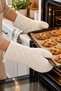 Set of 2 Long Oven Gloves 37 cm – Quilted Towel Fabric Kitchen and Oven Mitts Cream - 2