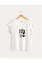 Cat with Pearl Earrings Art V-Neck T-Shirt