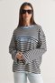 Women's White-Blue Text Printed Striped Crew Neck Oversize Long Sleeve Sweatshirt 2389 60286694 - 4