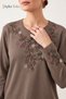Women's Winter Heart Garden Pattern Embroidered Collar and Sleeves, Stoned Clover Fabric Mother Combed Cotton Blouse - 3