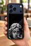 حافظة مقاومة للصدمات متوافقة مع هاتف iPhone 18 Pro مع حماية للكاميرا بنمط Grunge