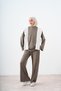 Women's Front Grass Detail Crew Neck Set in Green - 3