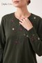 Women's Winter Heart Garden Pattern Embroidered Collar and Sleeves, Stoned Clover Fabric Mother Combed Cotton Blouse - 3