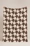 Groovy Waves Geometric Pattern Multi-Purpose Fleece Blanket & Coverlet