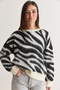 Women's Ecru-Black Zebra Patterned Crew Neck Oversize Knitwear Sweater 5569 60286712 - 2