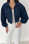 Women's Crop Denim Jacket with Flap Pockets and Balloon Sleeves with Zipper - 3