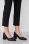 Women's Black Blunt Toe Medium Thick Heeled Shoes - 4