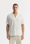 Men's White Apaj Collar 100% Cotton Jacquard Short Sleeve Comfort Fit Shirt A51Y2086