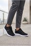 Luxury Men's Sports Shoes Suitable for Walking and Running