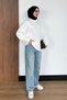 Women's 3 Thread Threaded Crew Neck Basic Hijab Sweatshirt 397 White - 5