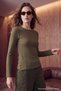 Haki Kayık Yaka Fitted/Vücuda Oturan Fittili Esnek Örme Bluz TWOAW27BZ00373