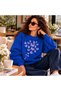 Women's Purple Butterfly Print Graphic Oversized Sweatshirt - Crew Neck, Drop Shoulder, Winter Sweatshirt.