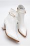 Women's Special Design Buckle Detailed Zippered Pointed Toe Medium Heeled White Colored Boots - 3