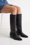 Women's Black Leather Pointed-Toe Low-Heeled Knee-High Boots. - 7