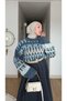 Interest Model: Short Knit Sweater with a Zigzag Patterned Design - 5