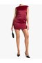 Rochie scurta, Visiniu