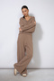 WIDE-LEG, SOFT-TEXTURED PANTS WITH POCKETS AND A ELASTIC WAISTBAND IN MINK - 4