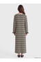 Zero Roba Collar Striped Dress for Style Enthusiasts from Uzg Store - 5