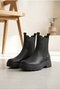 Women's Leather Textured Thick Serrated Sole Flexible Side Strap Casual Chelsea Boots - 2