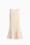 Sleeveless crochet-look dress - 6