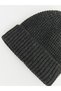 Esvab • Modern & Distinctive Men's Knitwear Beanie - 3