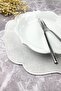 مفرش طاولة مطرز باللون الأبيض مكون من قطعتين - 2
