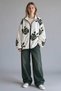 Women's Soft-Textured Fleece Sweatshirt with Floral Print and Pockets - 2