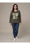 Women's Italian Gilded Floral Pattern Loose-Fitting Velvet Blouse.