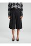 72835 Arched Pleated Long Bermuda Shorts