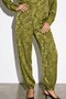 Loose-Fit Shirt with an Olive Green Pattern and Elasticated Hem Pants Set - 4