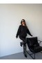 Women's Black Basic Crew Neck Oversized Knit Sweater - 3