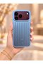 غطاء هاتف فاخر بتصميم مميز باللون الأزرق السماوي، متوافق مع هاتف iPhone 18 Pro Max. - 2