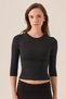 Black Fitted Short-Sleeved Blouse (Half-Sleeve)