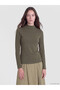 Uzg Store's Women's Body with High Collar for Style Enthusiasts - 2
