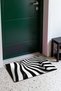 Black and White Zebra-Striped Wavy Pattern Doormat, 40x60 cm, Non-Slip Sole, Decorative - 3