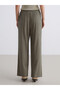 LCW Vision Khaki Crinkle Straight-Leg, Loose & Wide-Leg Women's Pants—The ALITA CITY Difference - 5