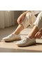 Pantofi din piele albă BB5332