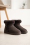 Women's Winter Coat with Fur-Trimmed Design and Warm Lining for Everyday Wear - 2