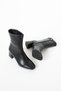 Women's Zip-Up Heeled Boots: Modern and Elegant Design, Eye-Catching Style (Heel Height: 6 cm) - 3