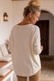 Italian Ecru V-Neck Long-Sleeve Soft-Textured Angora Knit Blouse 70 60 - 8