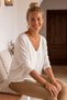 Italian Ecru V-Neck Long-Sleeve Soft-Textured Angora Knit Blouse 70 60 - 3