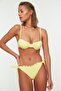 Sarı Pötikareli Dokulu Fırfırlı Regular Normal Bel Bikini Altı TBESS22BA0074 - 5