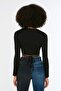 Siyah Kruvaze Yaka Fitted/Vücuda Oturan Crop Esnek Örme Bluz TWOSS21BZ0446 - 4