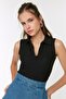 Siyah Fitted/Vücuda Oturan Polo Yaka Crop Esnek Örme Bluz TWOSS22BZ0335 - 3