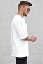 تي شيرت أبيض كبير الحجم مطبوع عليه الدب الأسود للجنسين - 5