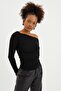 Shoulder Detail Knitwear Blouse - 2