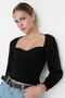 Black Crop Heart Collar Knitwear Sweater TWOAW22KZ1760