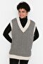 Beige Striped V-Neck Knitwear Sweater TCTAW22UV0021 - 2